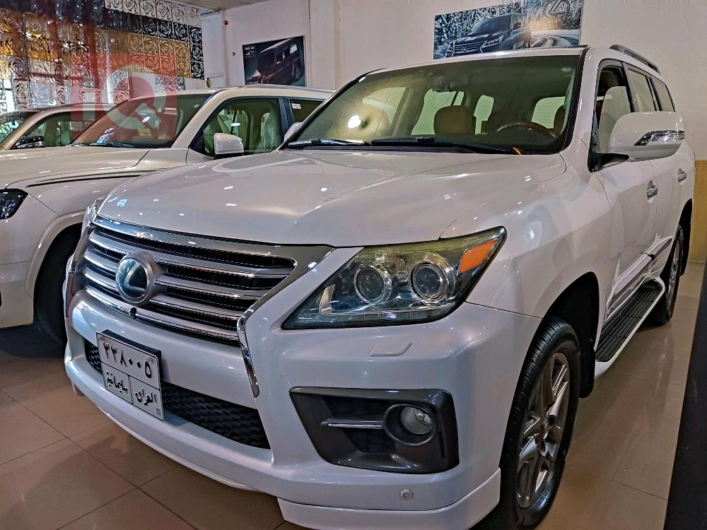Lexus LX